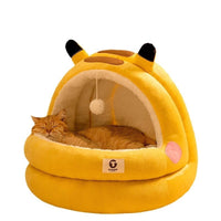 HKM-0736061 Winter Warm Closed Cat Nest with Three-Layer Fleece Lining - Available in S, M, L Sizes