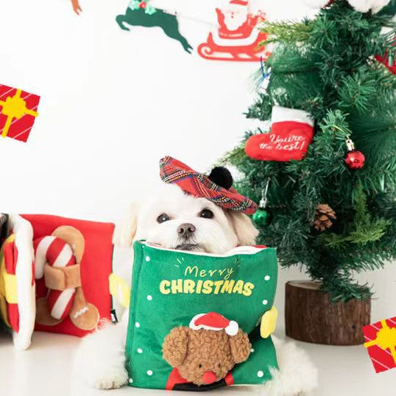 HKM-0759485 Christmas-Themed Plush Dog Toy: Food Hiding Book for Playtime Fun