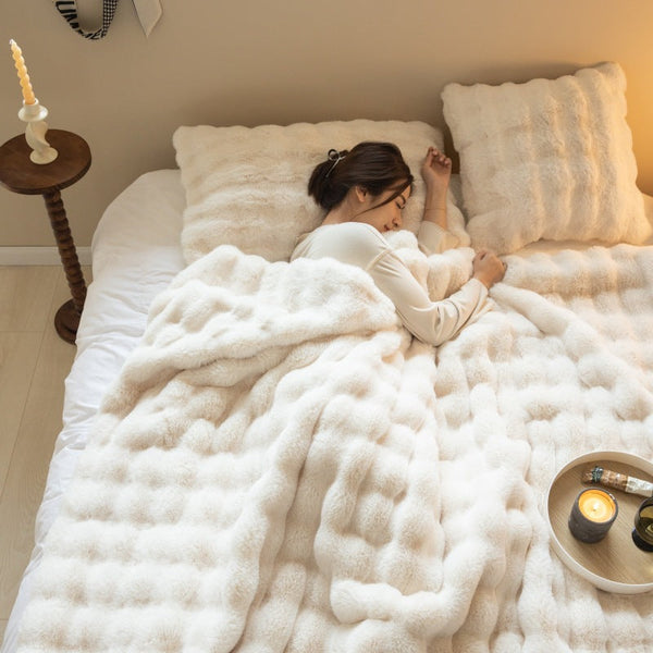 HKM-077651 Polyester Bubble Velvet Thickened Nap Blanket - Solid Colors & Multiple Sizes available