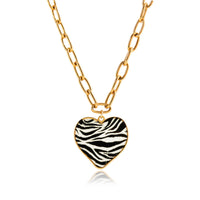 HKM-0778557 Leopard-Print Heart-Shaped Stainless Steel Necklace with Oil-Drip Finish