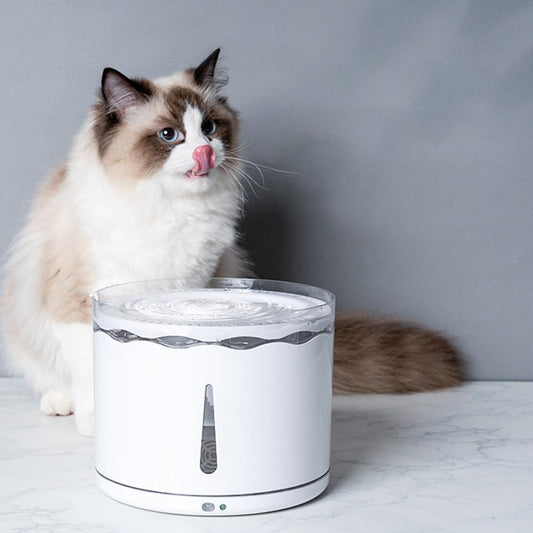 HKM-078867 Petal Water Fountain with Five-Layer Filter, 2.2L Capacity for Cats and Dogs, White
