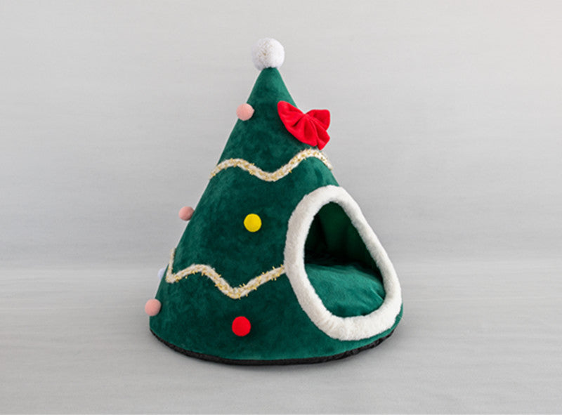HKM-0803005 Christmas-Themed Pet Nest in Red and Green - Warm Cloth Bed for Cats and Dogs, Available in Small, Medium, and Large Sizes