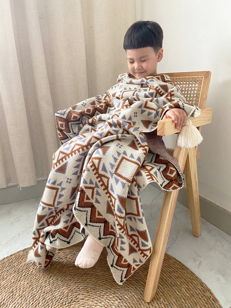 HKM-082771 Bohemian Geometric Cotton Knitted Blanket for All-Season Comfort