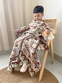 HKM-082771 Bohemian Geometric Cotton Knitted Blanket for All-Season Comfort