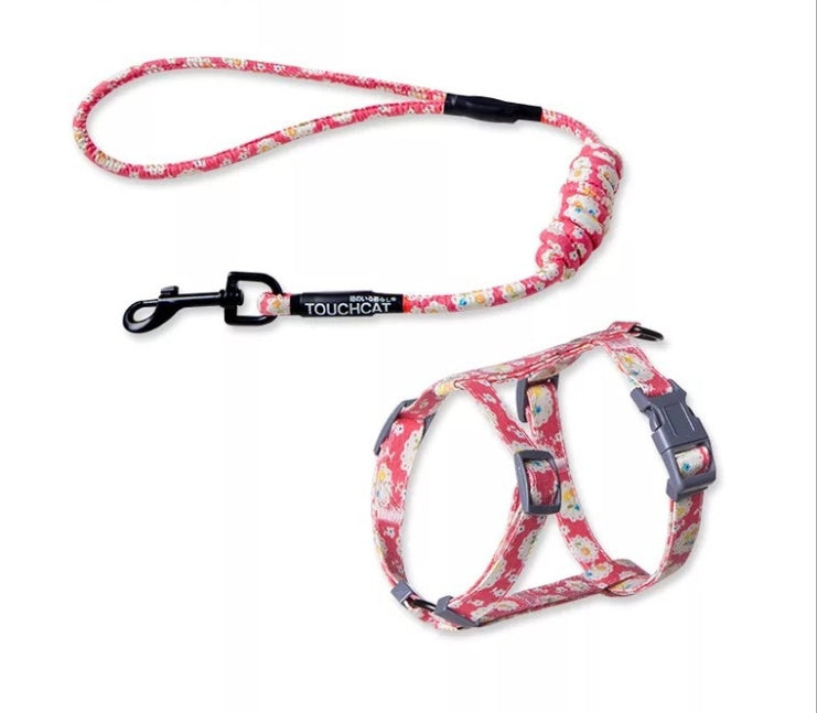 HKM-0869949 Durable Nylon Cat Leash with Adjustable Neck and Chest Fit