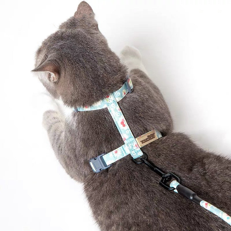 HKM-0869949 Durable Nylon Cat Leash with Adjustable Neck and Chest Fit