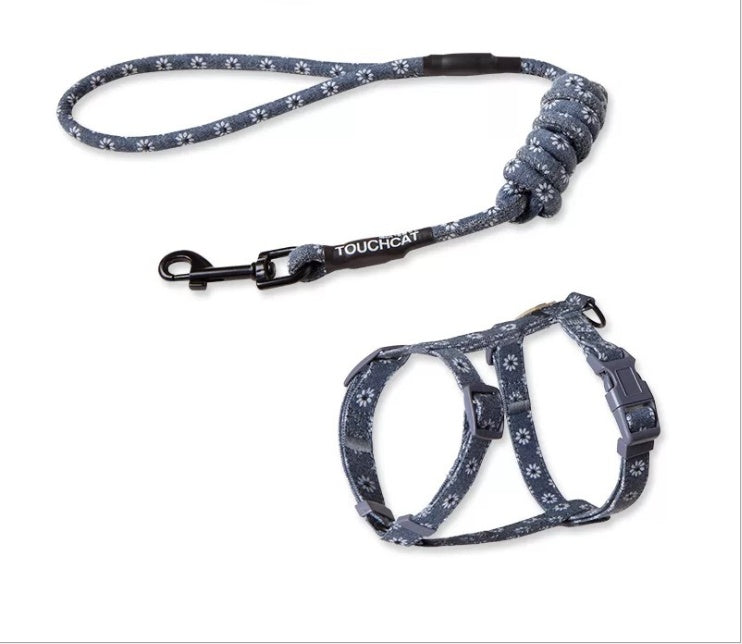 HKM-0869949 Durable Nylon Cat Leash with Adjustable Neck and Chest Fit