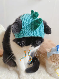 HKM-0893117 Knitted Dinosaur Pet Hat for Cats - Available in Blue, Green, Purple, and Yellow