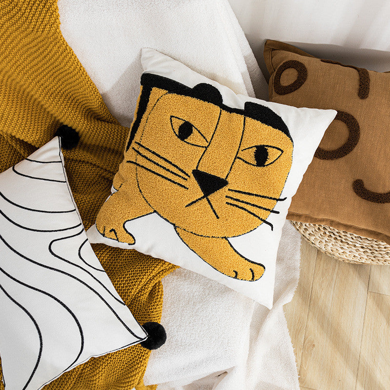 HKM-090259 Eye-catching Abstract Tiger Design Pillow Cover for Living Room - 45x45cm & 30x50cm Options