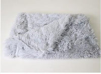 HKM-0908861 Soft Plush Pet Blanket for Dogs and Cats - Warm, Comfortable, Easy to Clean