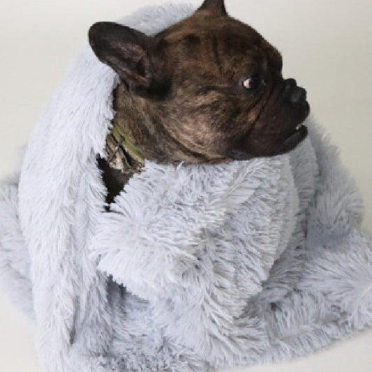 HKM-0908861 Soft Plush Pet Blanket for Dogs and Cats - Warm, Comfortable, Easy to Clean