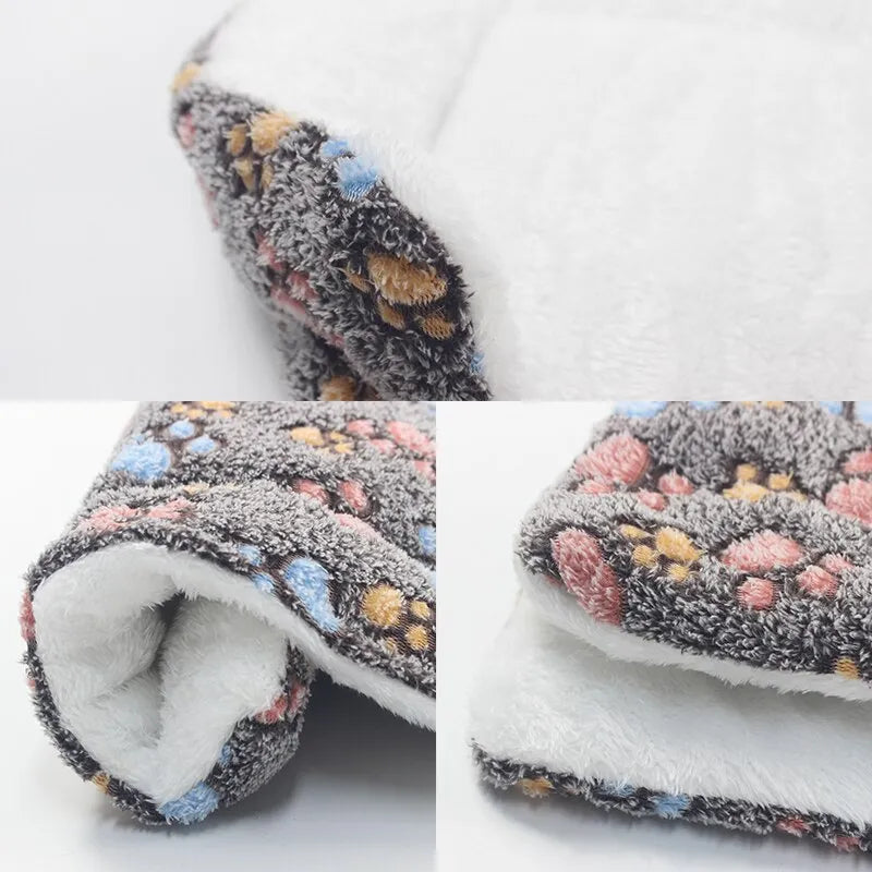 HKM-0937277 Reversible Fleece Pet Bed Mat - Soft, Washable Crate Pad for Dogs and Cats in Multiple Sizes