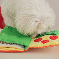 HKM-0976317 Cute Sniffing Plush Food Toy for Interactive Play - 15cm, Red or Green