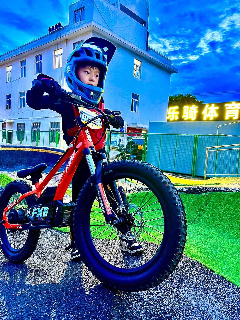 HKM-100819 Electric Balance Bike for Kids 20 Inch 36V 800W with Pedal, Aluminum Frame, Hydraulic Brake, 3 Speeds, Range 12-17km