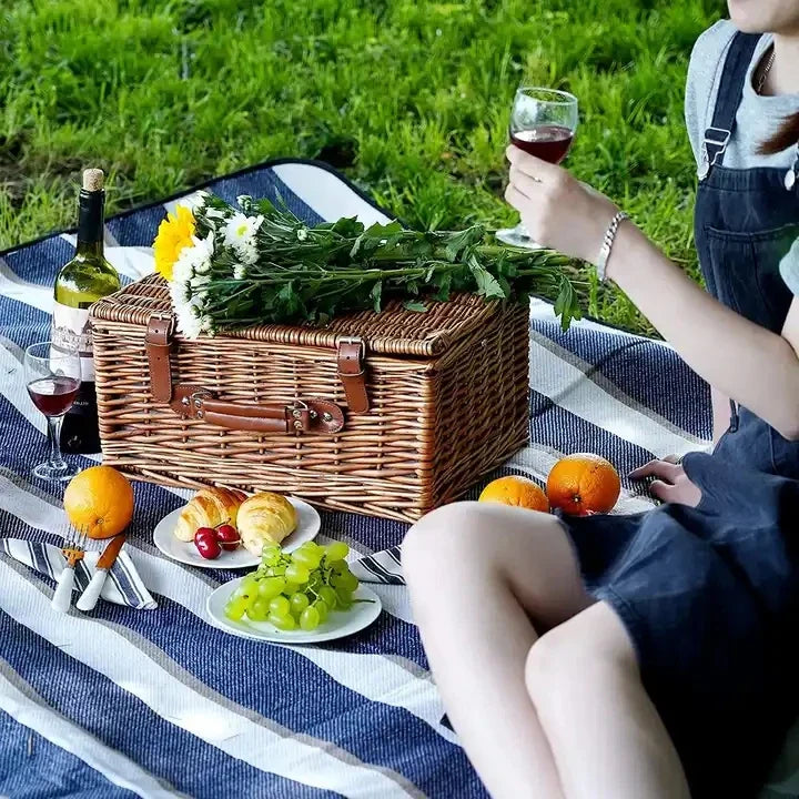 HKM-103059 Outdoor Waterproof Acrylic Plaid Picnic Blanket with Leather Strap - Foldable Moisture-Proof Camping Rug