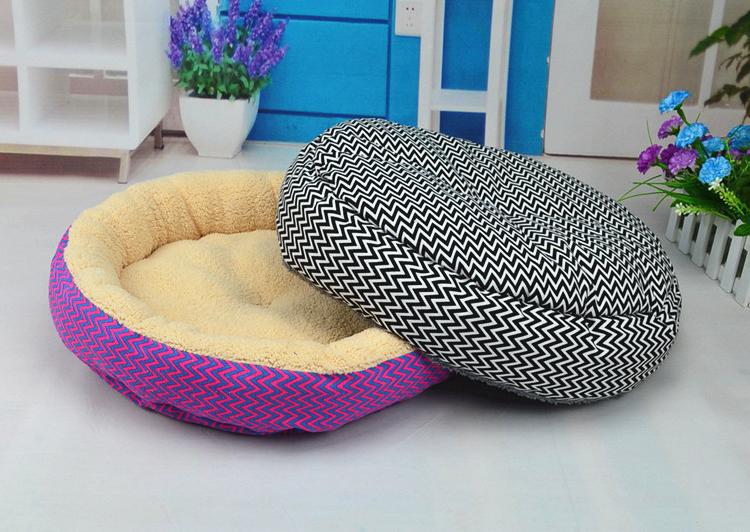 HKM-1032381 Reversible Pet Corrugated Seat Cushion - Canvas Cat and Dog Bed in Red, Blue, Gray