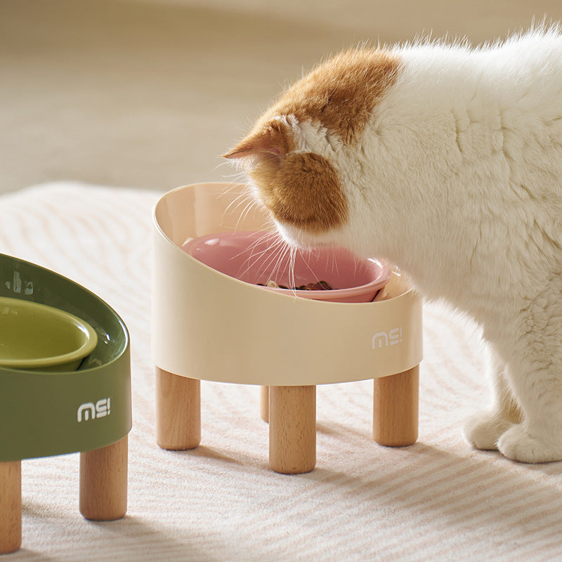 HKM-1059517 High Foot Ceramic Cat Bowl with Oblique Mouth Design and Anti-Tumble Beech Wooden Stand