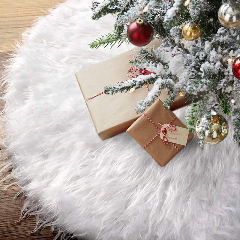 HKM-106771 Plush Faux Fur White Christmas Tree Skirt for Holiday Home Decor - Multiple Sizes Available