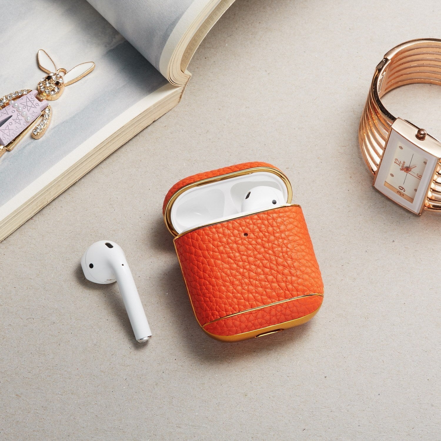 HKM-109651 Leather Lychee Pattern Case for AirPods 1/2 with Electroplating Finish