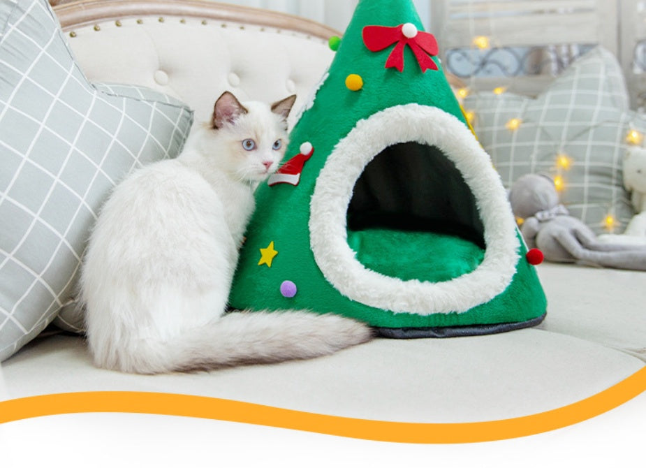 HKM-1097917 Warm Cat Nest with Christmas Hat Shape in Soft Plush and Sponge, Medium Size