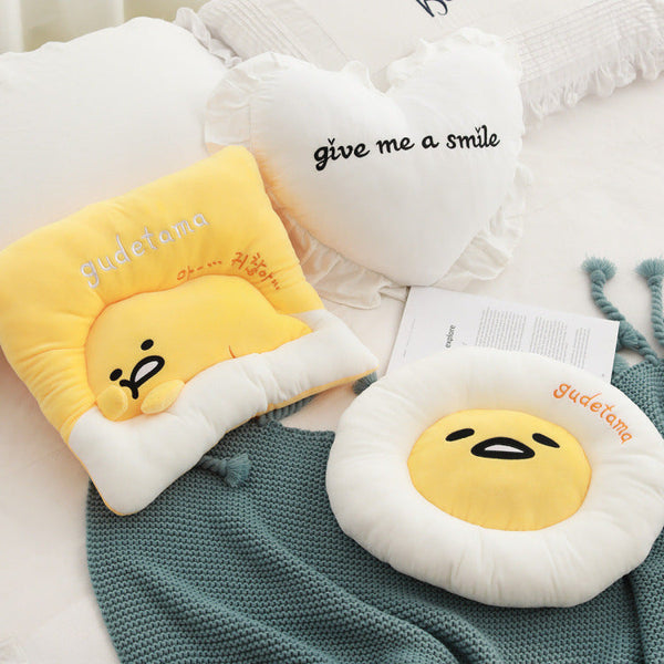 HKM-112723 Cartoon Plush Egg Cushion - 40 cm Round or 40x45 cm Square for Living Room, Bedroom, and Outdoor Use