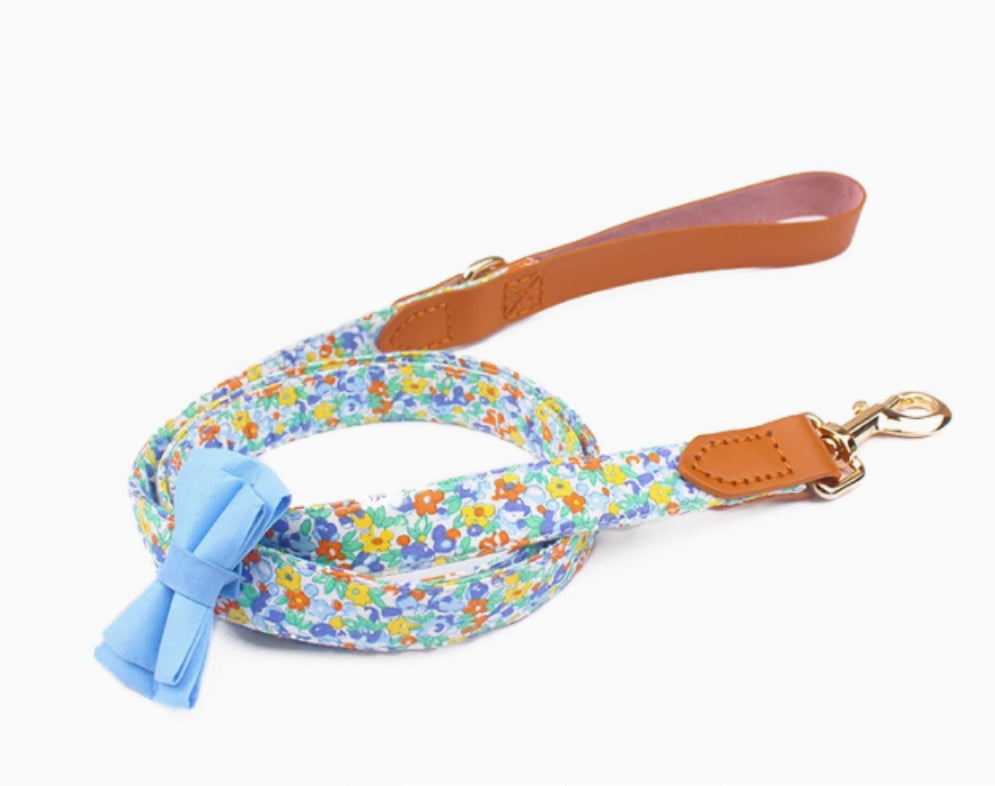 HKM-1136189 Floral Cotton and Cowhide Pet Dog Collar with Hand Holding Rope
