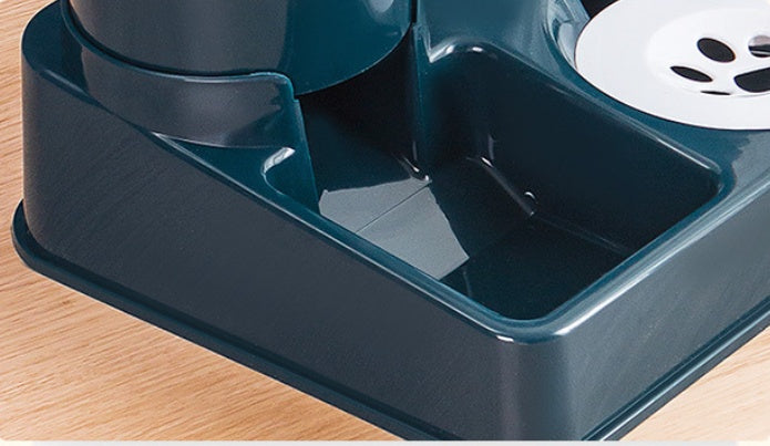 HKM-1148093 Automatic Pet Feeder with Integrated Cat and Dog Bowl for Convenient Feeding