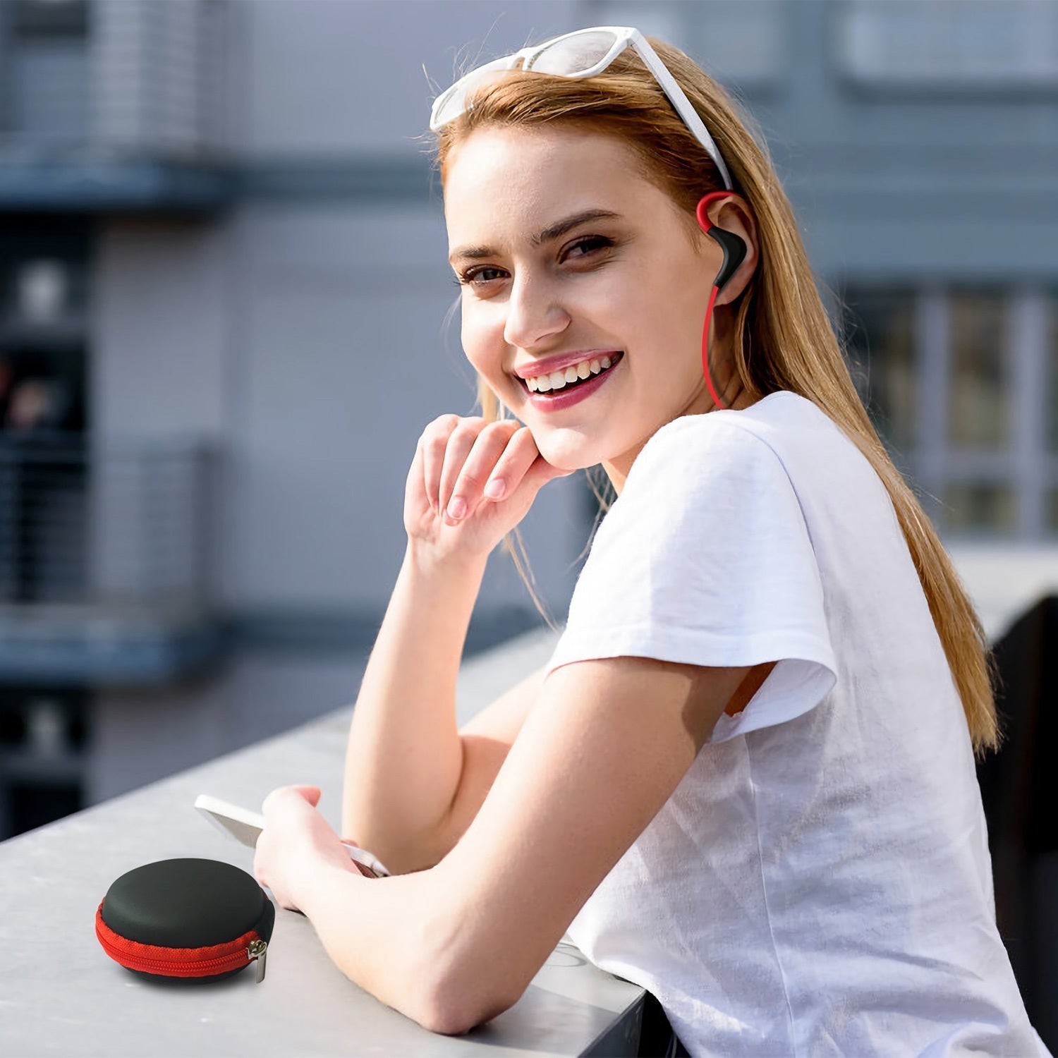 HKM-116243 Wireless Sport Earphones with Noise Cancellation, Sweatproof Design, and In-line Mic for Hands-Free Use