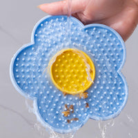 HKM-1182141 Flower-Shaped Silicone Licking Mat with Suction Cups for Dogs and Cats - Slow Feeder Pad for Treats and Bath Time