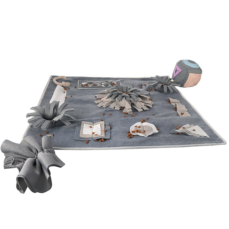 HKM-1223997 Interactive Dog Sniffing Mat in Gray - Soft Polar Flannel, 70x70CM, Perfect for Engaging Play