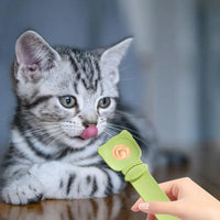 HKM-1253437 Portable Cat Treat Spoon for Easy Feeding and Bonding with Cats