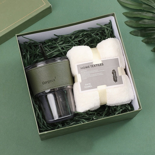 HKM-126035 Elegant Ceramic Business Partner Gift Set in White and Green - Creative European Style, 20*8.5