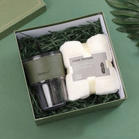 HKM-126035 Elegant Ceramic Business Partner Gift Set in White and Green - Creative European Style, 20*8.5