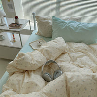 HKM-133331 Small Flower Cotton Bed Sheet Set – Four-Piece Bedding Collection for Various Bed Sizes