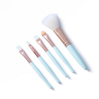 HKM-133395 5-Piece Makeup Brush Set with Soft High-Grade Fiber Bristles and Plastic Handles for Flawless Application