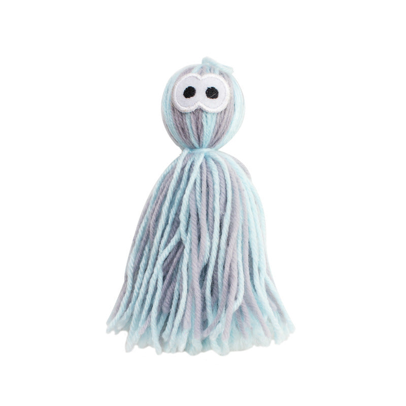 HKM-1357501 Bite Resistant Wool Ball Cat Toy with Hanging Feature for Interactive Play and Dental Care
