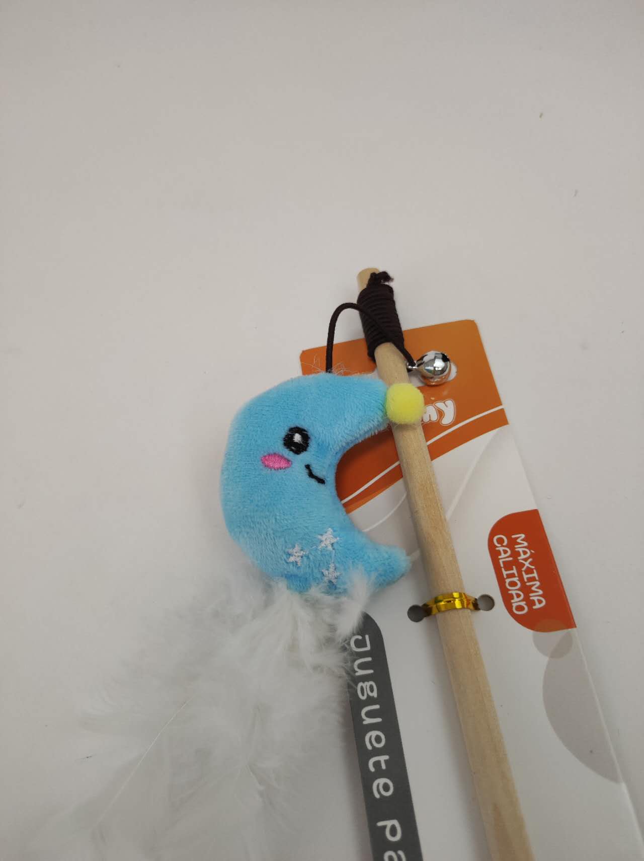 HKM-1409085 Whimsical Cat Toy for Interactive Play and Mental Stimulation