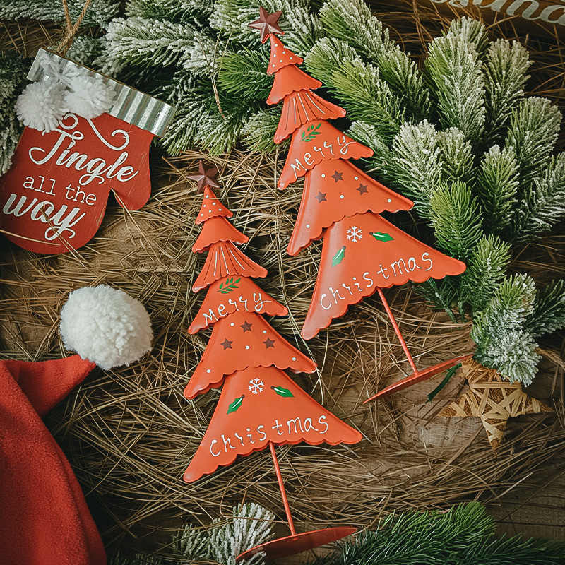 HKM-142035 Small Red Wrought Iron Christmas Tree Window Decoration Ornament