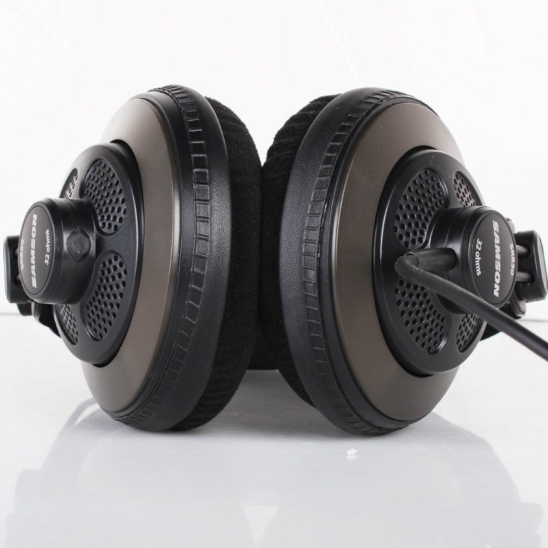 HKM-142419 Samson SR850 Professional Reference Headset with Open Ear Design and Adaptive Adjustment for Studio Use