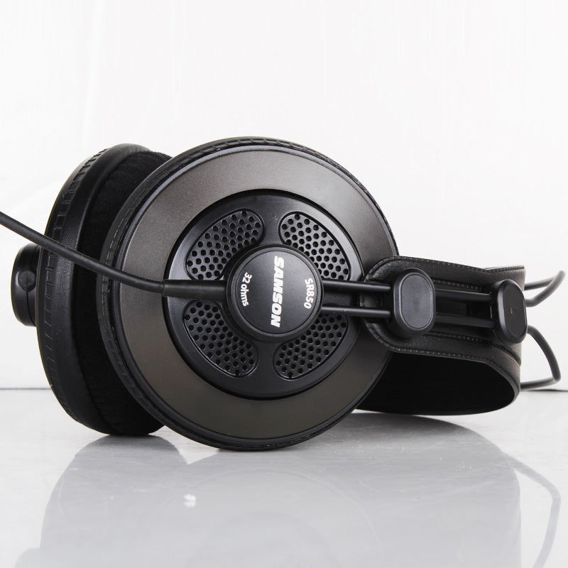 HKM-142419 Samson SR850 Professional Reference Headset with Open Ear Design and Adaptive Adjustment for Studio Use