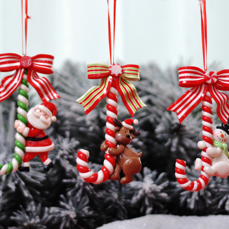 HKM-142995 Festive Polymer Clay Santa Claus Ornaments for Christmas Tree Decoration