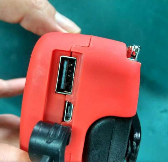HKM-143059 Solar Hand Crank Radio Flashlight with USB Charging - Red, ABS Material, Compact Design