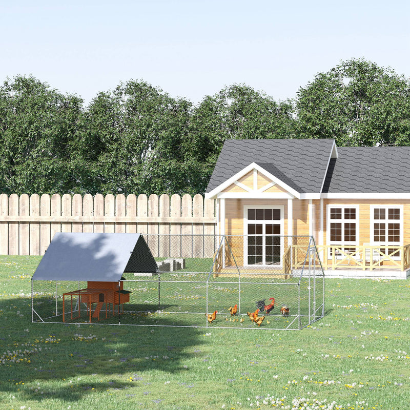 HKM-1440701 Spacious 10' x 20' Outdoor Chicken Coop with Lockable Door and Weather-Resistant Cover