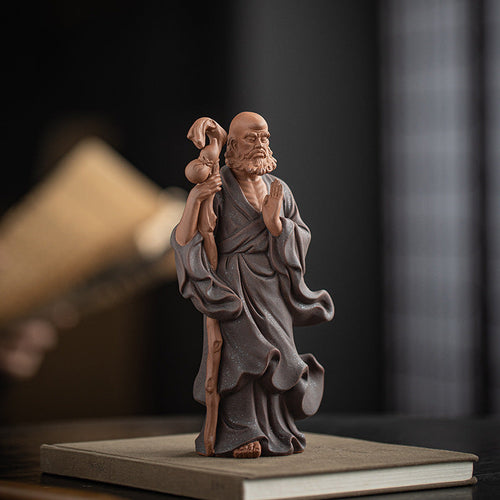 HKM-149907 Zen-Inspired Ceramic Ancestor Ornament - Crossing the River by Bodhidharma in Dujiang DALMORE-Black