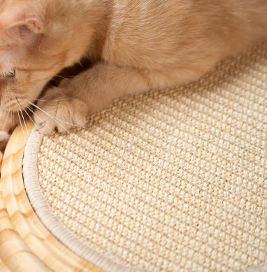 HKM-1502781 Solid Wood Cat Nest for Playful Pets - Minimalist Design