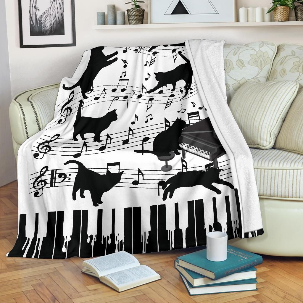 HKM-151123 Cozy Cat and Piano Flannel Blanket for All Seasons - Perfect Home Decor Gift