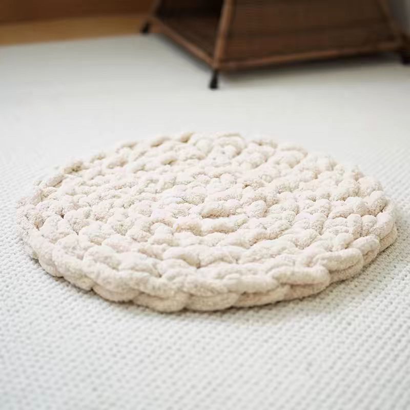 HKM-1564221 Hand-Woven Thermal Chenille Pet Mat for Dogs and Cats - Soft Wool Nest Mattress