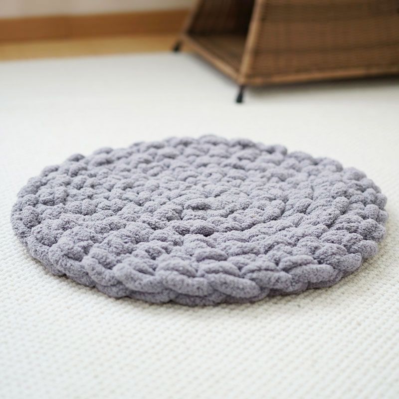 HKM-1564221 Hand-Woven Thermal Chenille Pet Mat for Dogs and Cats - Soft Wool Nest Mattress