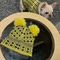 HKM-1587389 Cozy Winter Sweater and Hat Set for Dogs and Cats