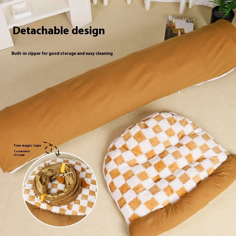 HKM-1683773 Warm and Cozy Cat Nest in Khaki and Gray Cloth with British Plaid Design